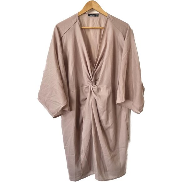 NWOT Boohoo Plus Knot Mini Dress - Picture 2 of 3